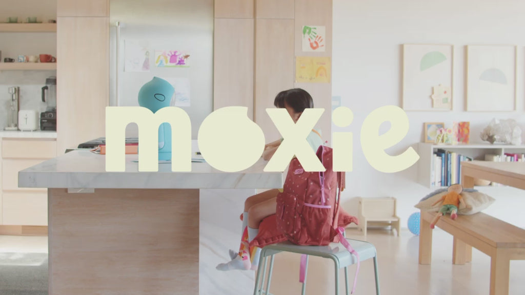 Sketchbook Moxie robot for kids could be your kid's best friend